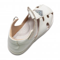 Sandale copii  - Sandalute fete din piele cu talonet AV38 alb inimioara 18-30
